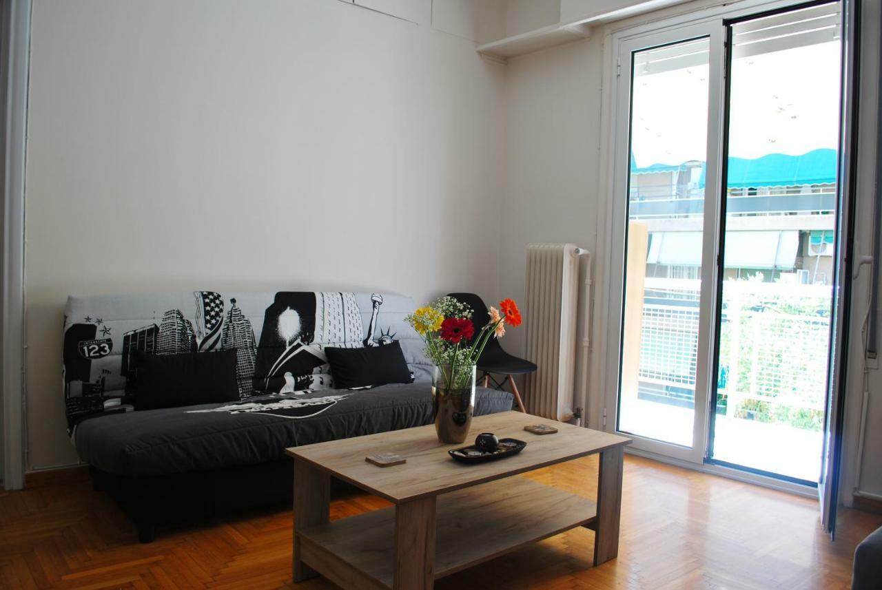 King Central Apartment Атина Екстериор снимка